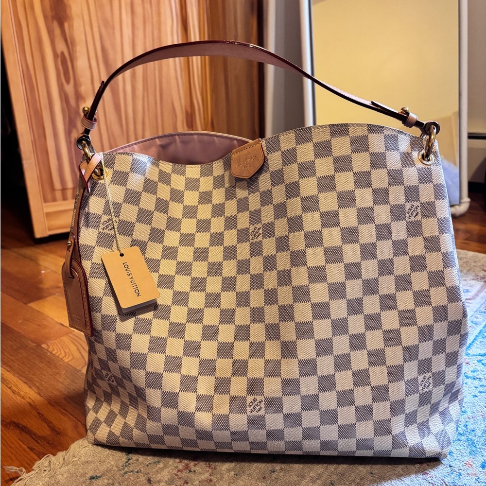 NEW Louis Vuitton GRACEFUL